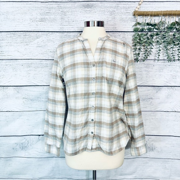 L.L. Bean Tops - LL BEAN Women's Plaid Flannel Shirt Size Small Soft Cotton Collarless 290384